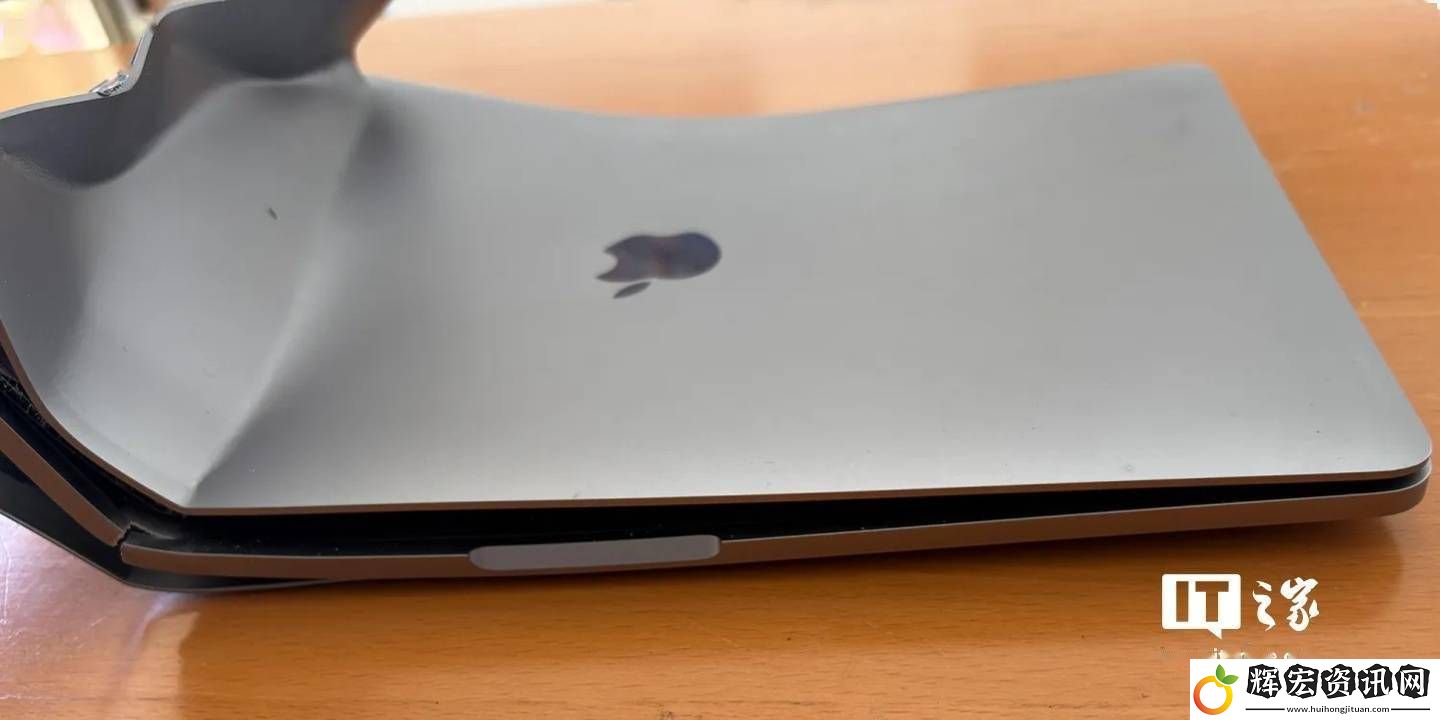 MacBook